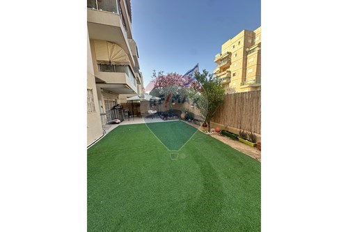 מכירה-דירת גן-3 האנדרטה  - רמות  -  באר שבע, ישראל-831491304-85