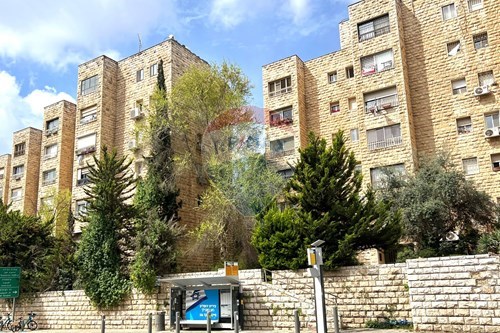 24 ההגנה  - The French Hill  -  Jerusalem, Israel