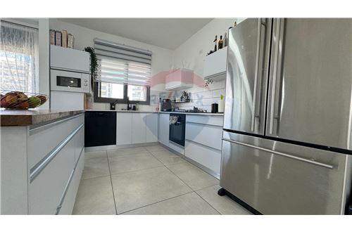 For Sale-Condo/Apartment-עפולה  - rova izrael  -  Afula, Israel-830541027-1211