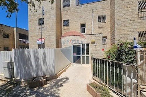מכירה-דירה-29 חיים תורן  - פסגת זאב מזרח  -  ירושלים, ישראל-51931005-24