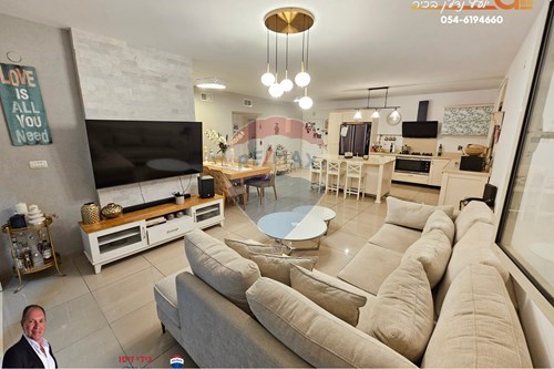 For Sale-Garden Apartment-132 ויצמן  - Ein Sara  -  Nehariya, Israel-830851055-248