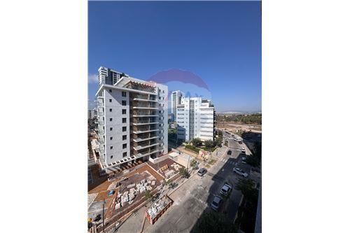 For Sale-Condo/Apartment-2 אהוד מנור  - קרית ביאליק  - naot afek  -  Kiryat Bialik, Israel-50821144-41