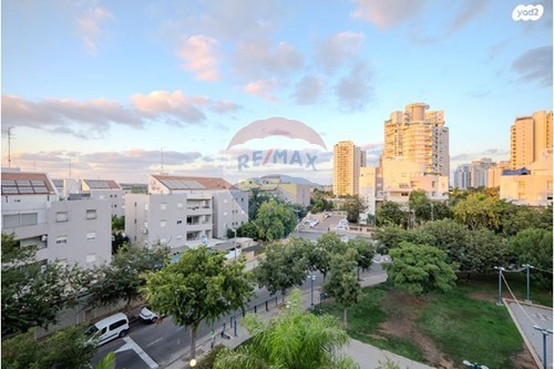 מכירה-דירה-אם המושבות הוותיקה  -  פתח תקוה, ישראל-51941016-11