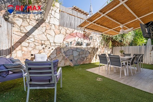 מכירה-קוטג'-שוהם, ישראל-51031003-242