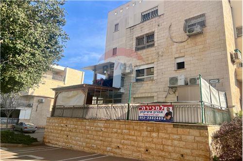 מכירה-דירת גן-רמת רבין  -  כרמיאל, ישראל-50011010-798