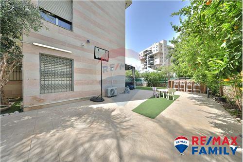 For Sale-Garden Apartment-31 מנחם בגין  -  Kiryat Motzkin, Israel-51041098-18