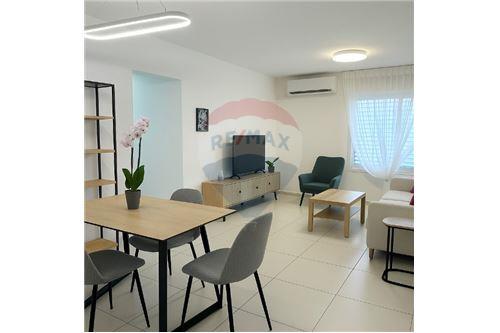 מכירה-דירה-10 הרצפלד  - ניר אביב  -  תל אביב יפו, ישראל-50641302-116