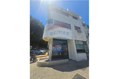 מכירה-חנות עם דירה / משרד-35 אבן גבירול  - הצפון הישן  -  תל אביב יפו, ישראל-50641406-23