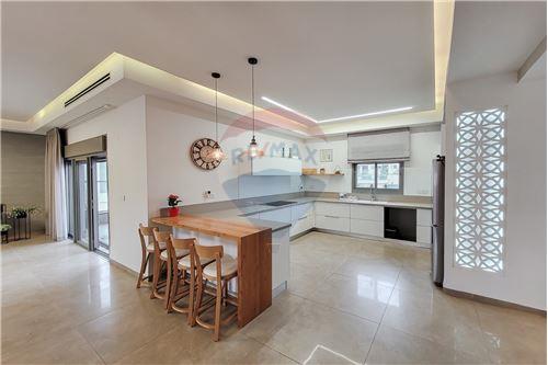 For Sale-Penthouse-18 יקינטון  - givat harakafot  -  Kiryat Bialik, Israel-50821030-479