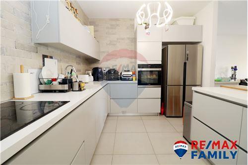 For Sale-Condo/Apartment-26 סלעית  -  Kiryat Ata, Israel-50821049-196