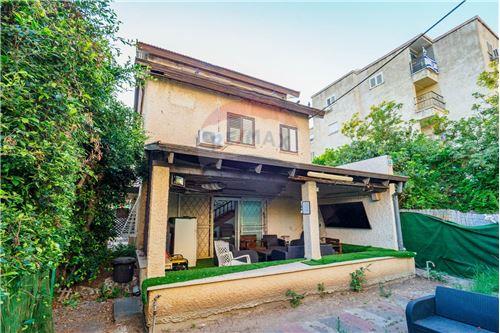 For Sale-House-12 שי עגנון  - City Center  -  Nehariya, Israel-830851060-635
