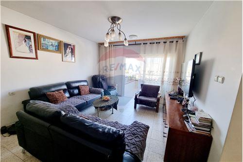 מכירה-דירה-קרית מיכה  -  חולון, ישראל-50071131-125