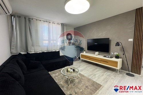מכירה-דירה-המפדה האזרחי  -  חולון, ישראל-51591086-5