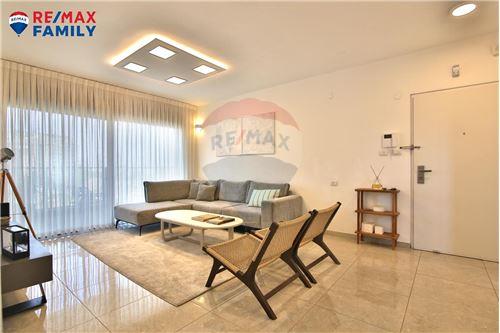 For Sale-Condo/Apartment-6 הפקאן  - parpar  -  Kiryat Bialik, Israel-50821135-42