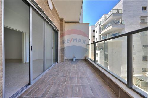 For Sale-Condo/Apartment-9 גורדון  -  Kiryat Motzkin, Israel-51041048-117