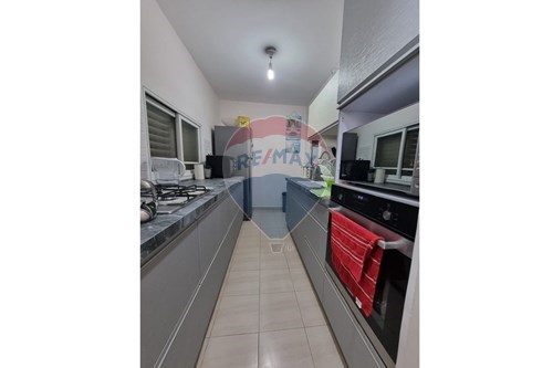 מכירה-דירה-81 העלייה  - שכונה ה'  -  באר שבע, ישראל-831491347-61