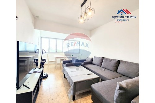 מכירה-דירה-מרכז  -  מעלות, ישראל-50871021-639