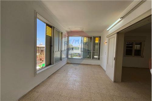 מכירה-דירה-12 השופטים  -  קריית ים, ישראל-51041088-27