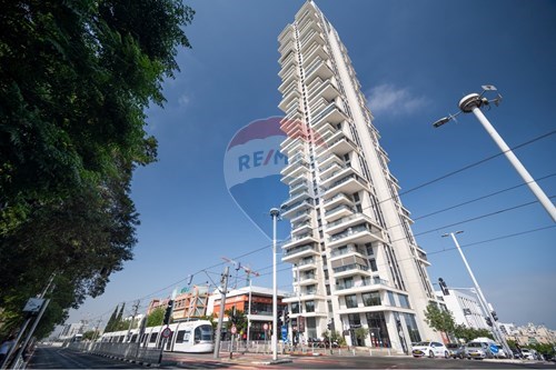 מכירה-דירה-אזור תעשיה  -  בת ים, ישראל-52011015-3