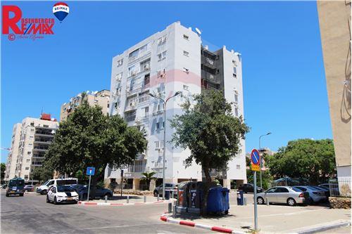 מכירה-דירה-4 אהלי יעקב  - נווה עופר  -  תל אביב יפו, ישראל-51551004-1710