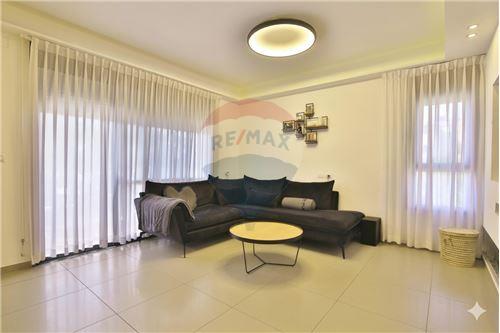 מכירה-דירה-1 אהרונוביץ  -  קרית חיים, ישראל-51041098-43