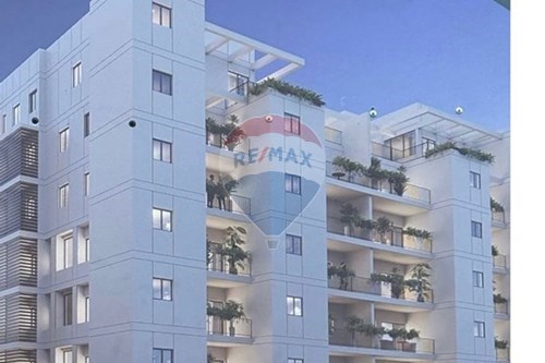 מכירה-דירה-מרכז העיר  -  בת ים, ישראל-51431042-11