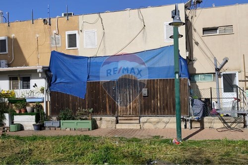 מכירה-קוטג'-11 רחבת הר הזיתים  -  קרית גת, ישראל-50251027-1099