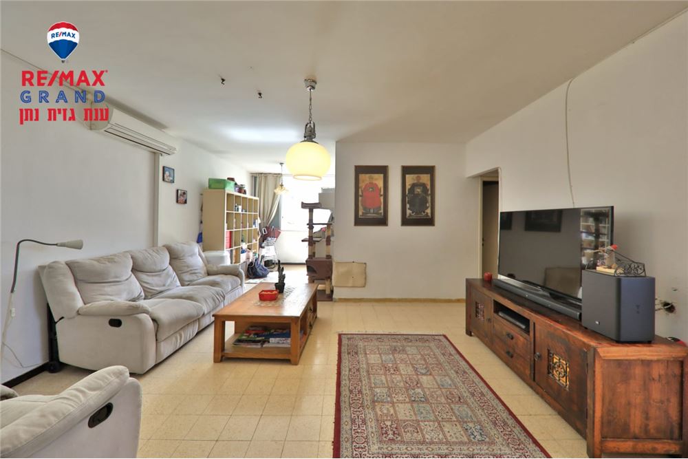 Condo/Apartment For Sale Haifa, Israel 5095107275