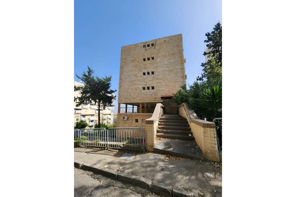 Condo/Apartment For Sale Haifa, Israel 51651002419