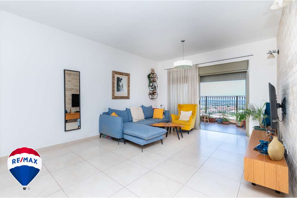 Condo/Apartment For Sale Zichron Ya'akov, Israel 51331007128