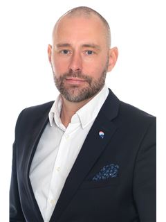 Vallo Pank - RE/MAX Central