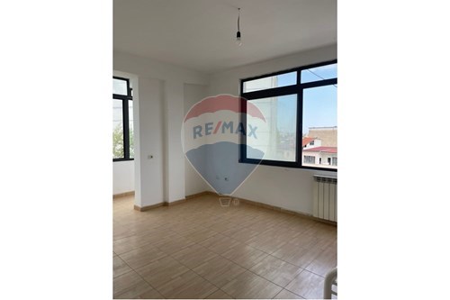 Residential - Villa - Rruga Budi, Rruga e Elbasanit, Tiranë - AL