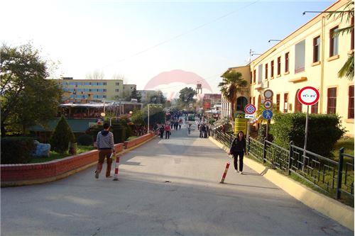 ขาย-ร้านค้า ผู้เช่ารายเดียว-Qyteti Studenti  -  Qyteti Studenti, Shqipëri-530161009-687