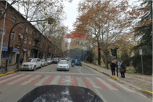 Jepet me qira njesi në Bulevardin Gjergj Fishta