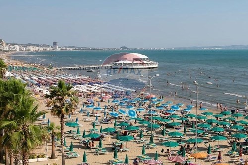 Beach, Albania