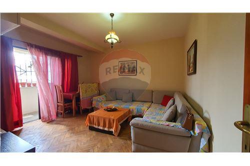 For Sale-Condo/Apartment-Aleksander Moisiu  -  Rrethinë - Kinostudio, Albania-530221006-1033