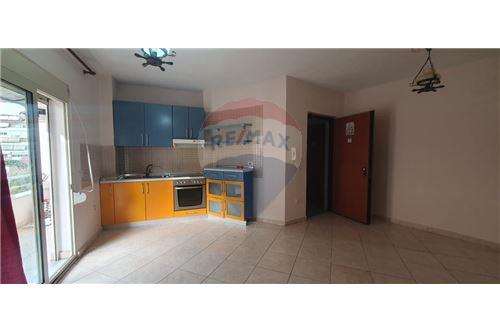 For Sale-Condo/Apartment-Hoxha Tasim  - Xhamlliku  -  Porcelan - Xhamlliku, Albania-530221006-1064