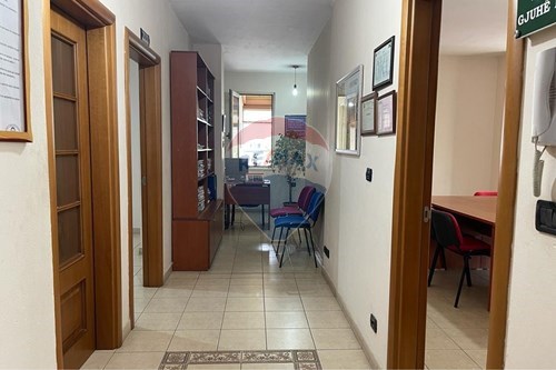 Jepet Zyrë me Qira në Don Bosco