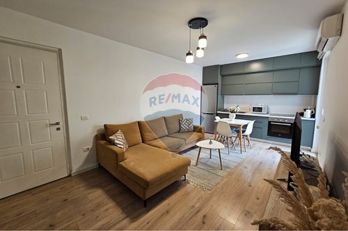 Residential - Condo/Apartment - Myslym Shyri - Shallvaret, Albania - AL
