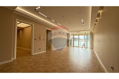 Commercial - Office - Liceu Artistik, Tiranë - AL