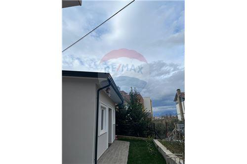 Me Qira-Shtëpi me tarracë-Tegu, Shqipëri-530481001-321