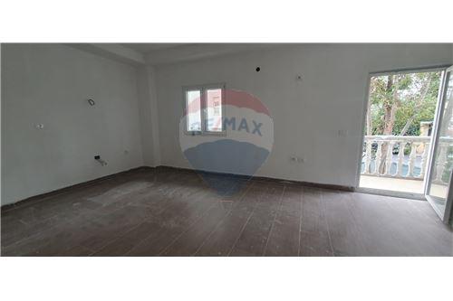 Në Shitje-Apartament-Hasan Vogli  -  Selitë, Shqipëri-530221006-1003