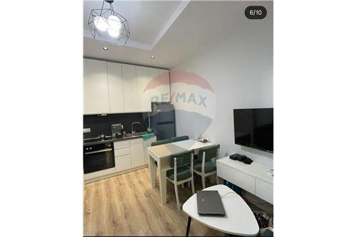 Residential - Condo/Apartment - Qendra Kristal, Komuna e Parisit, Tiranë - AL