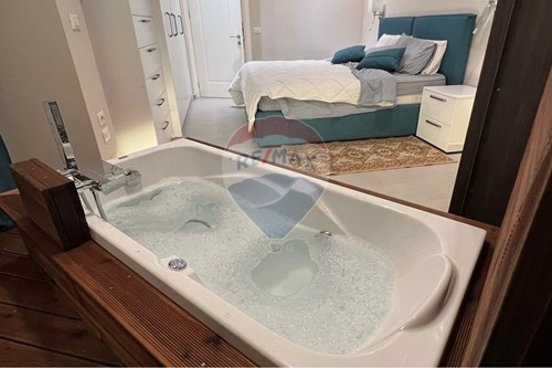 Residential - Condo/Apartment - Kompleksi Dinamo, Komuna e Parisit, Tiranë - AL