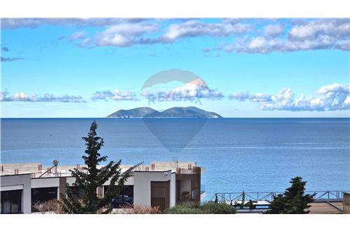 Aleksander Moisiu  - Prane Marina Bay  -  Vlorë, Albania