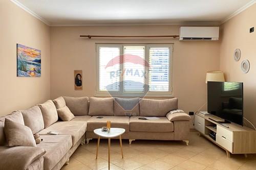 Apartament - Në Shitje - Tirana e Re - Liqeni i Tiranës, Shqipëri - FOTO1 PISHIN.jpg - 530161039-98 Apartament - Në Shitje - Tirana e Re - Liqeni i Tiranës, Shqipëri - FOTO1 PISHIN.jpg - 530161039-98