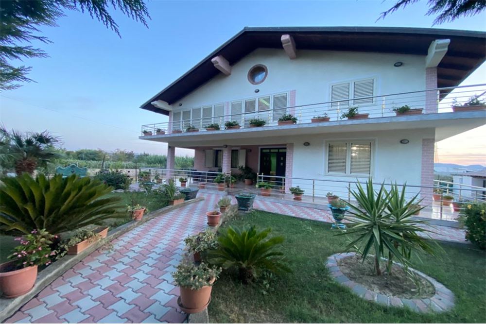 Villa For Sale Durrës, Albania 5303510152157 , Remax Albania site