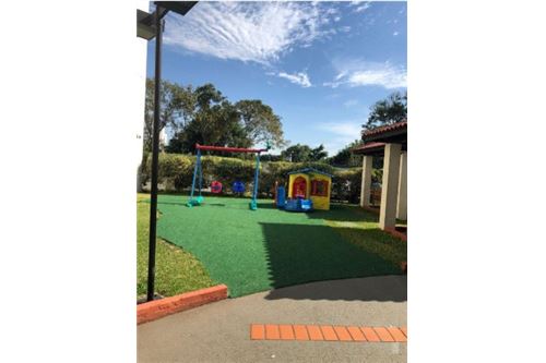 Condomínio Edifício Morada das Flores, São Paulo, Brasil