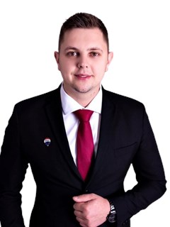 Gilliard Adriano Szary - RE/MAX START