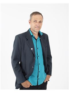 Itamar Stominski - Deborah Lopes Team - RE/MAX SHARE